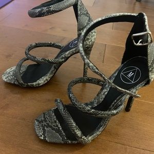 Prettylittlething Snakeskin Heels